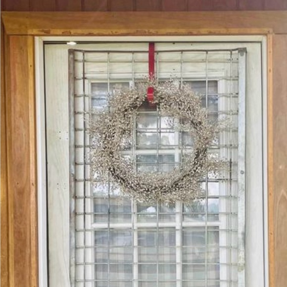 Frosted Fall Little Luna Leaves Wreath, 20” - Picture 7 of 10